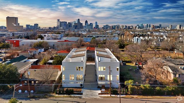 Building Photo - 1733 N Fitzhugh Ave Rental