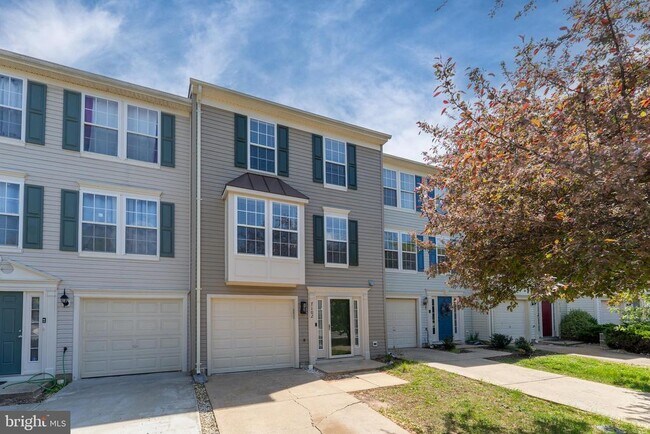 Photo - 7102 Finch Ln