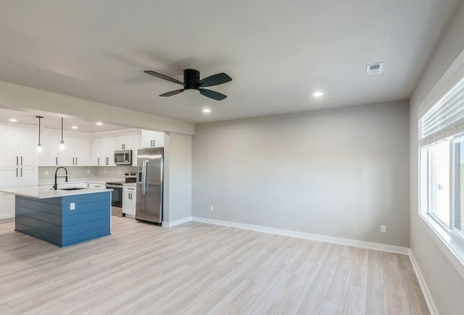 Photo - 14426 Springbrook Trl