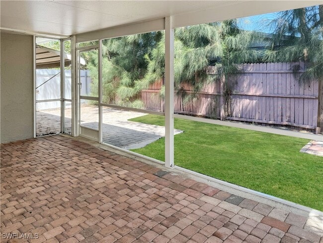 Building Photo - 429 Morgan Cir S