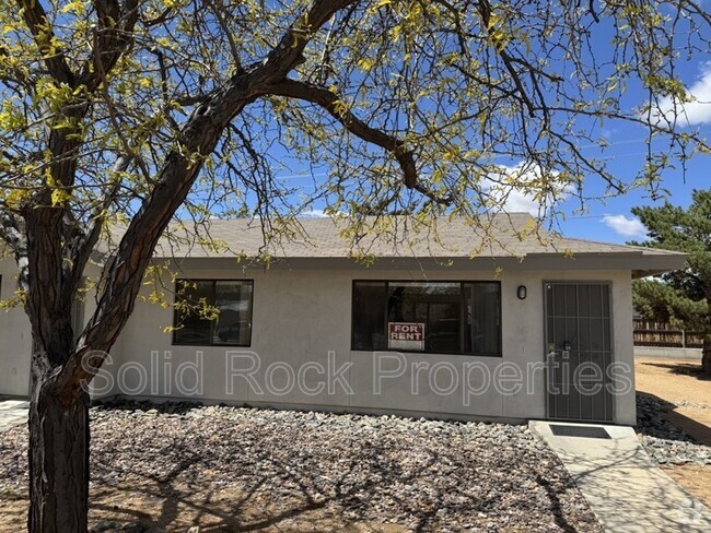 Building Photo - 3230 N Victor Rd Unit C Rental