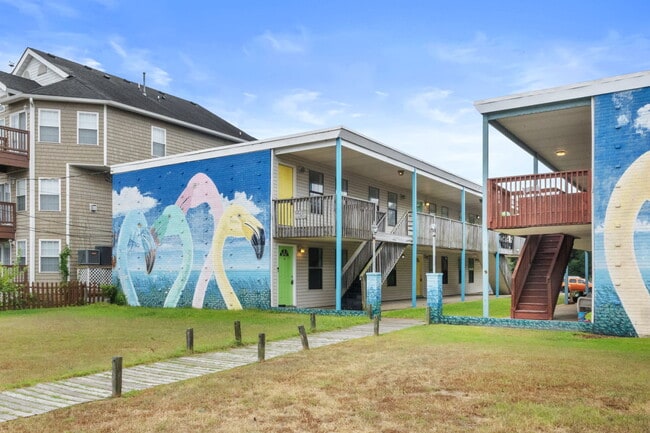 Building Photo - 483 W Ocean View Ave Unit A