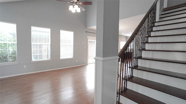 Photo - 1512 Wheatfield Dr