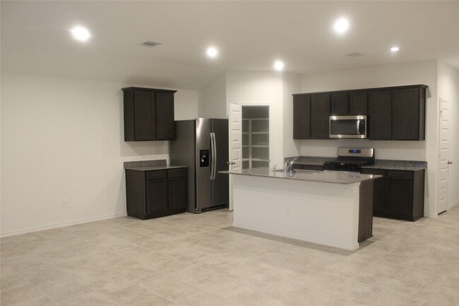 Photo - 1126 Appaloosa Ln