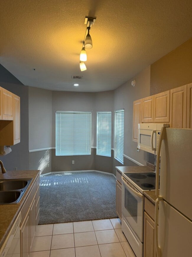 Photo - 9600 N 96th St Unit 223