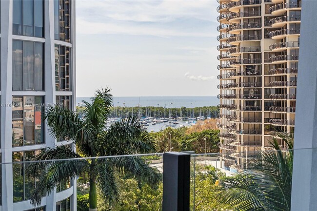Building Photo - 2831 S Bayshore Dr Unit 604 Rental
