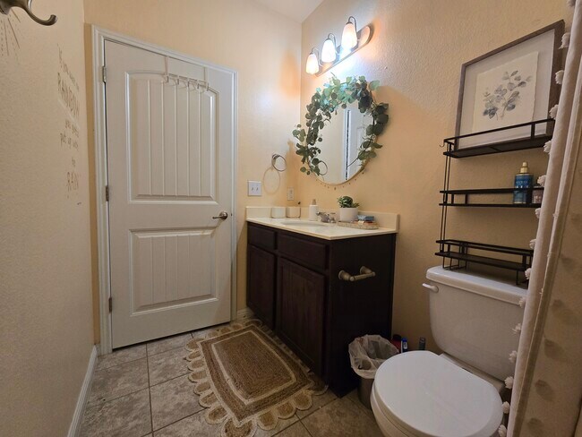 Photo - 392 Eagle Brook Ln