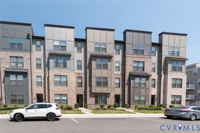 Building Photo - 2747 St Elias Dr Unit B
