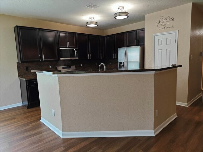 Photo - 7915 Moss Springs Ct