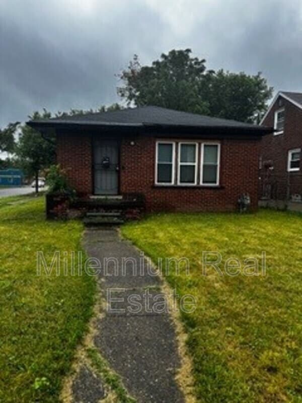 Photo - 15301 Stout St Casa