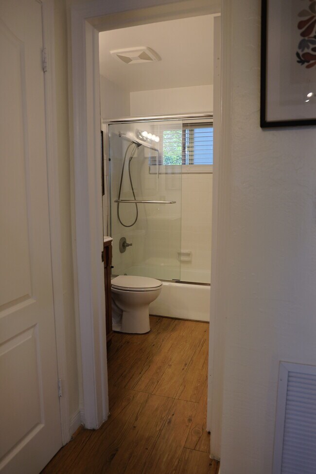 Photo - Santa Cruz Apartments