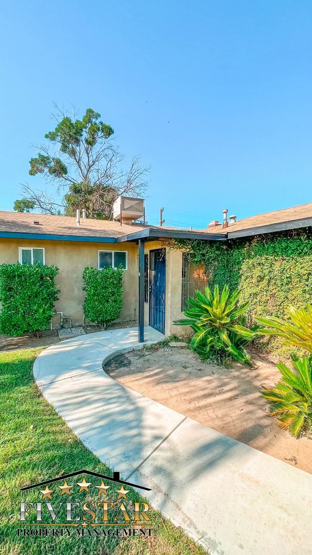 Photo - 3311 Camellia Dr