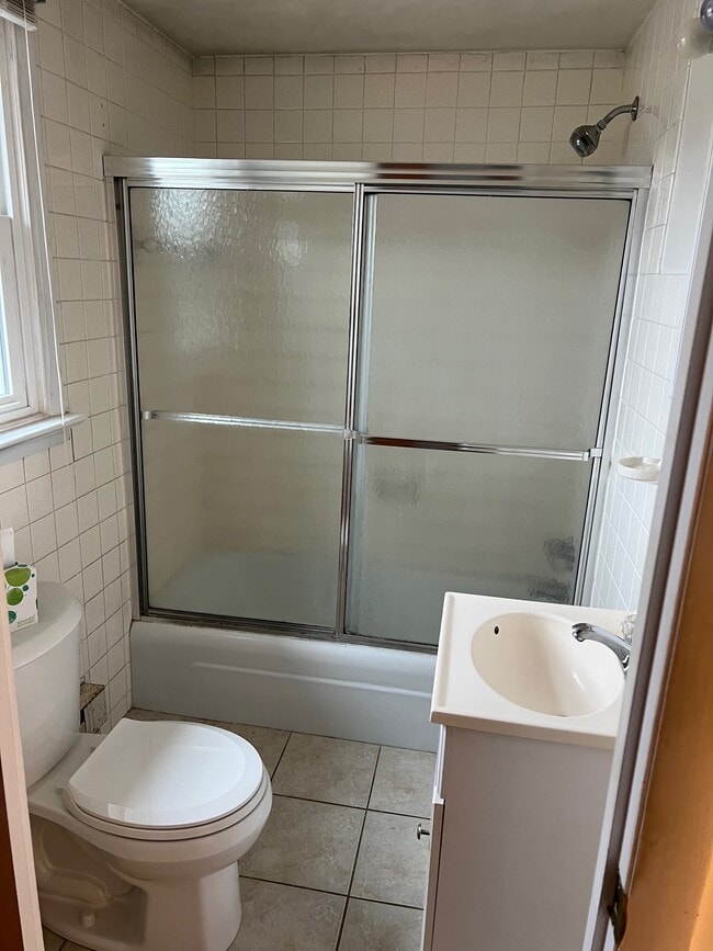 Photo - 1627 Seven Corner Rd Unit 1627