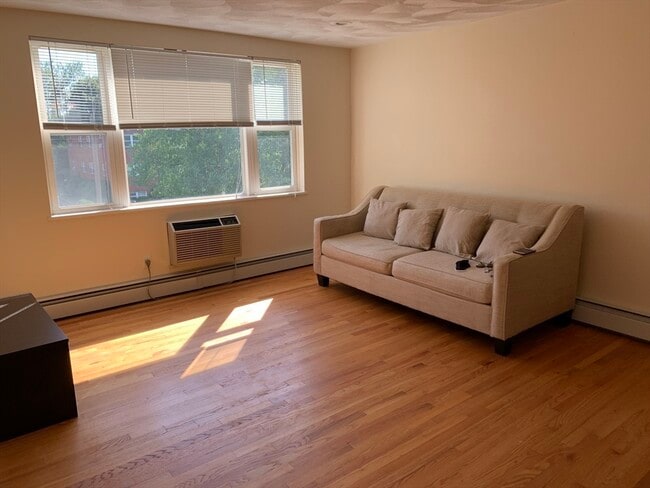 Photo - 1105 Lexington St Unit 9