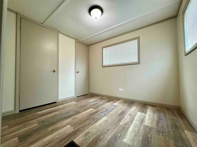 Photo - 1718 W Dumble St