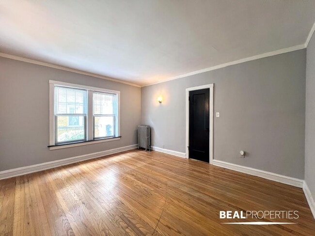 Building Photo - 1 bedroom in CHICAGO IL 60625 Unit N1