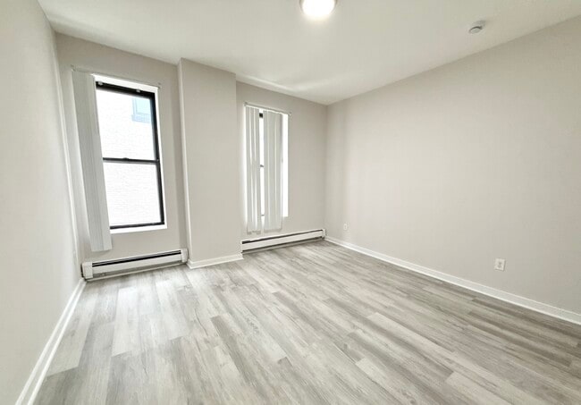 Photo - 63 Ruggles St Unidad 4B