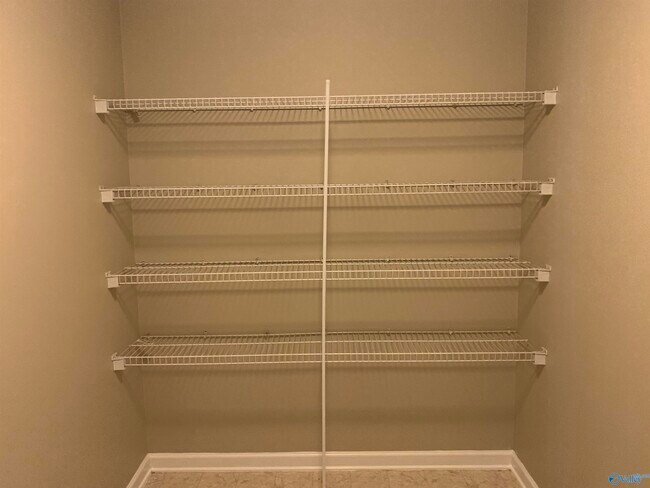 Photo - 104 Dartford Dr