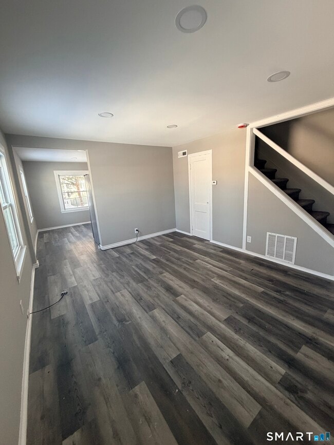 Photo - 58 Victory Dr