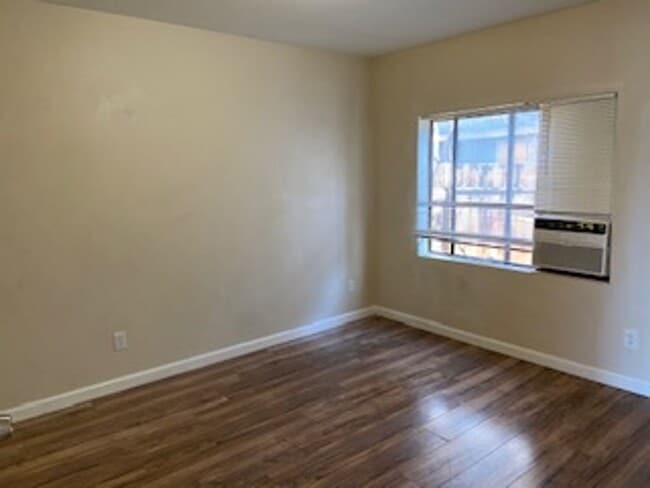 Photo - Midtown - Convenient Duplex - Move in Ready!