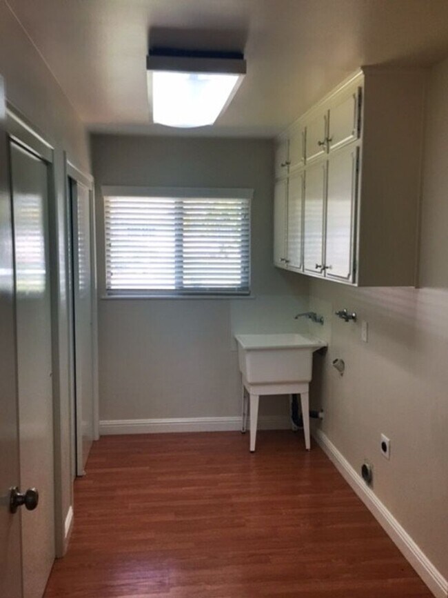 Photo - Beautiful 4 Bedroom Rental Home