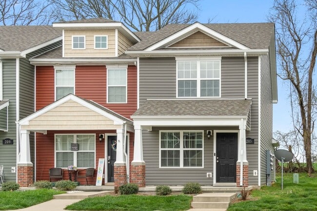 Photo - 205 Alexander Blvd
