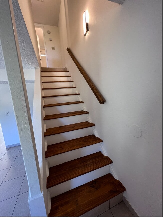 Photo - 1155 Delphinium St Unit B