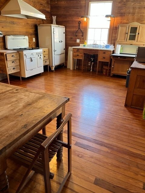 Photo - 303 E 20th Ave