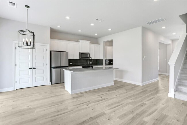 Photo - 118 Periwinkle Ln