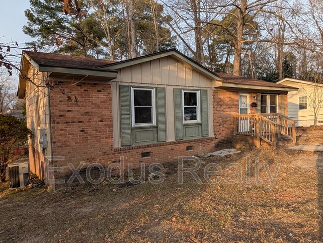 Photo - 401 Hickory Ave