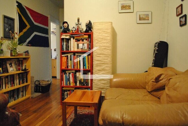 Photo - 9/1 No Fee! Junior 1BR/large studio in Brighton near Green Line!