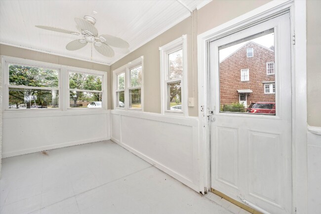 Photo - 628 Ingleside Ave