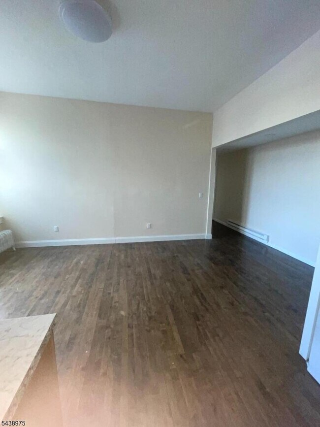 Photo - 153 Ellison St Unidad 3