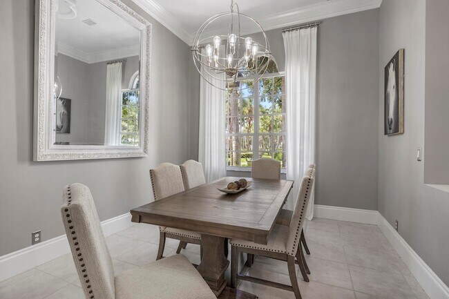 Photo - 856 Forest Glen Ln