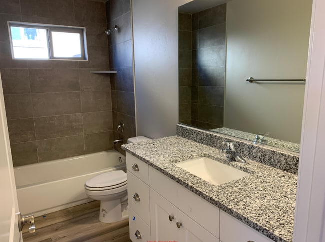 Photo - 508 N 480 W