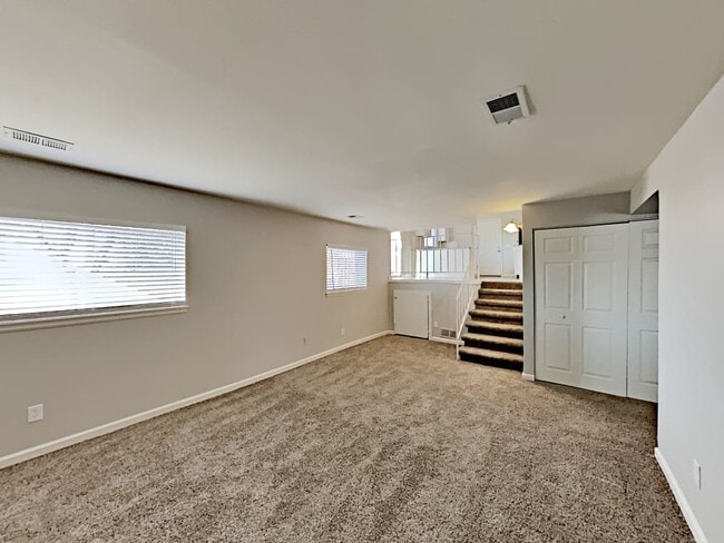 Photo - 16534 E Wyoming Dr