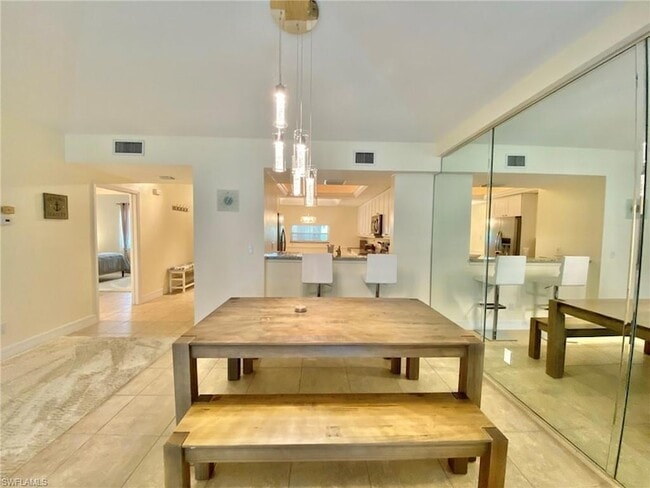 230 Sugar Pine Ln