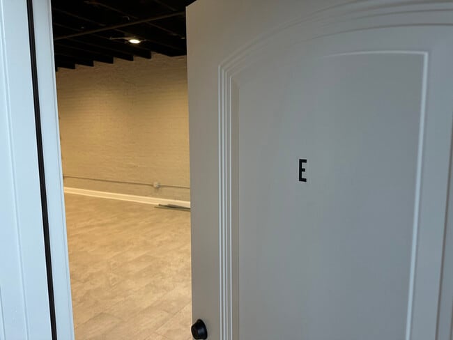 Photo - 104 S 4th St Unit E