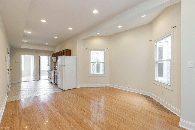 Photo - 3 br, 2 bath Triplex - 1619 DIAMOND ST Unit B Unit B
