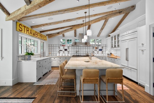 Photo - 1230 Snowbunny Ln