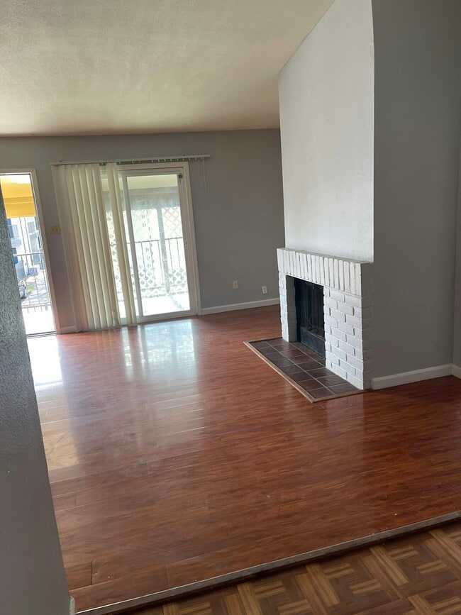 Building Photo - 12615 Ashford Meadow Dr Unit A