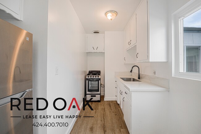 Photo - 439 S Catalina St Unidad 17