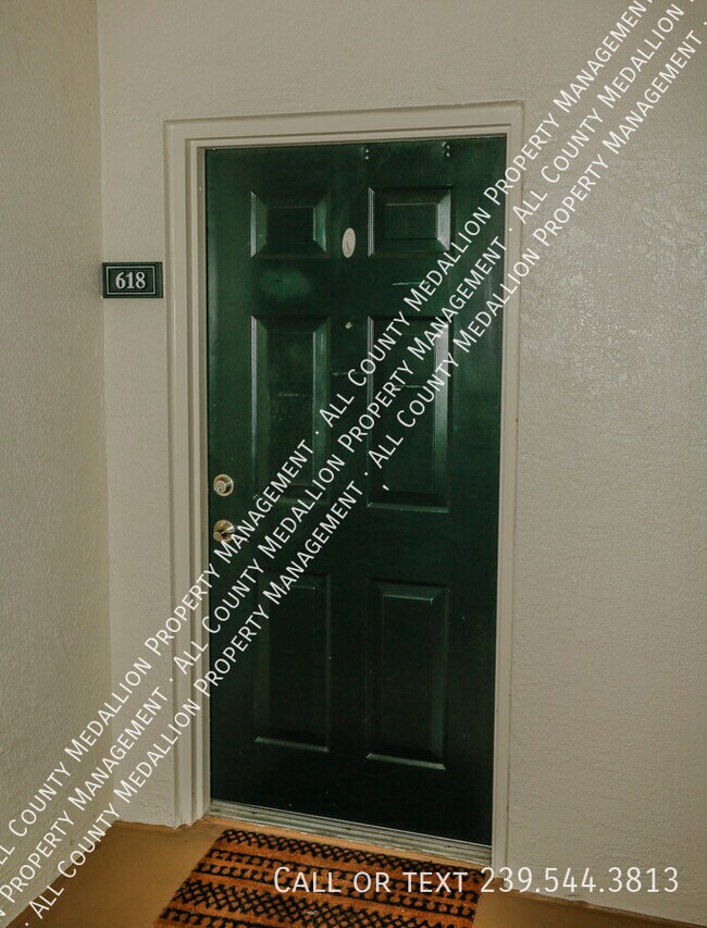 Building Photo - 4670 St Croix Ln Unit 618