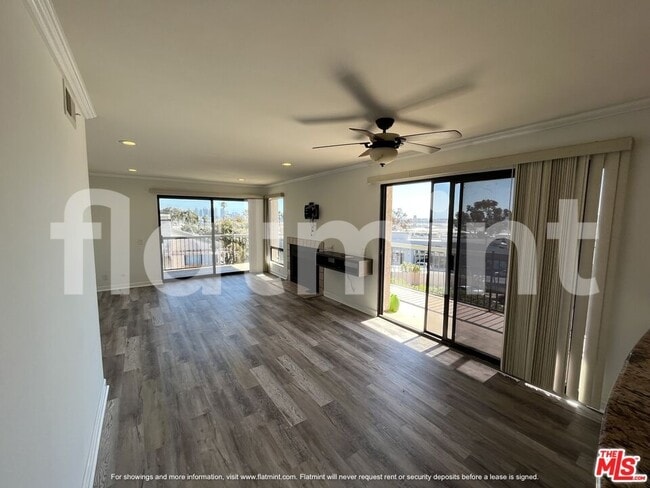 Photo - 3903 California St Townhome