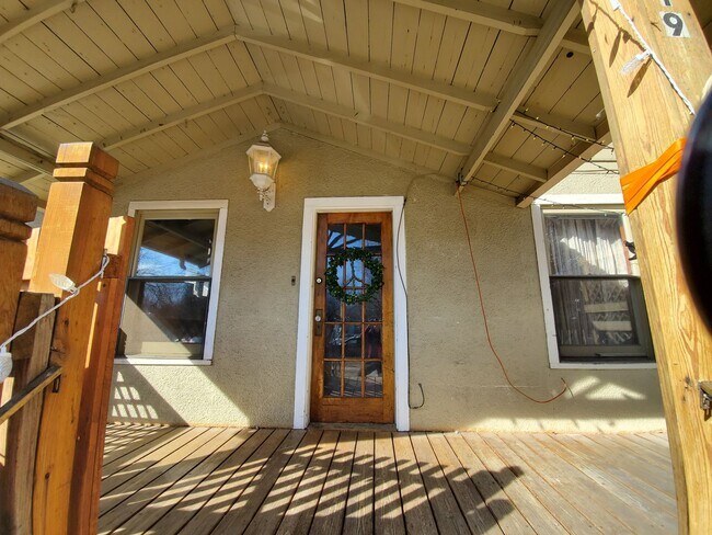 Photo - 219 N Sherwood St Unit Whole house