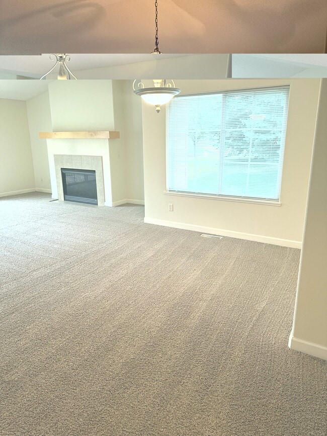 Photo - 1729 Emerald Trl SE