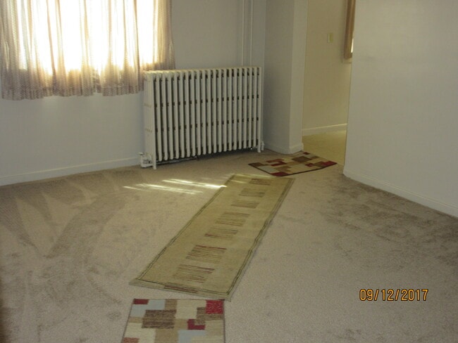 Photo - 3008 Broad Ave Unidad 2