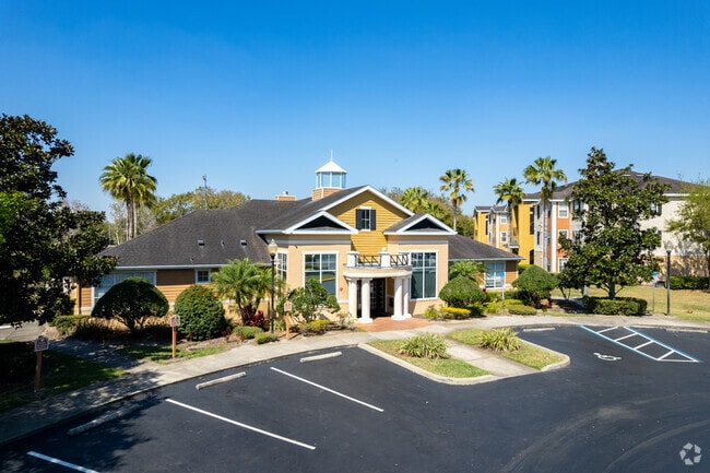 Sand Lake Pointe Apartments