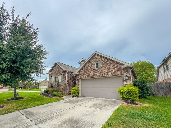 Photo - 4714 Western Brook Dr