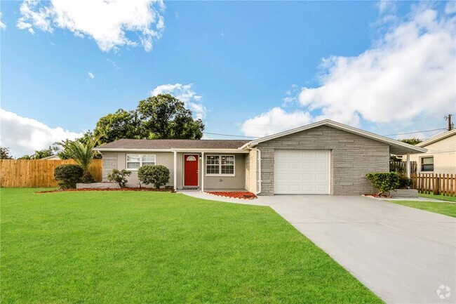 Building Photo - 1415 Classic Dr Rental
